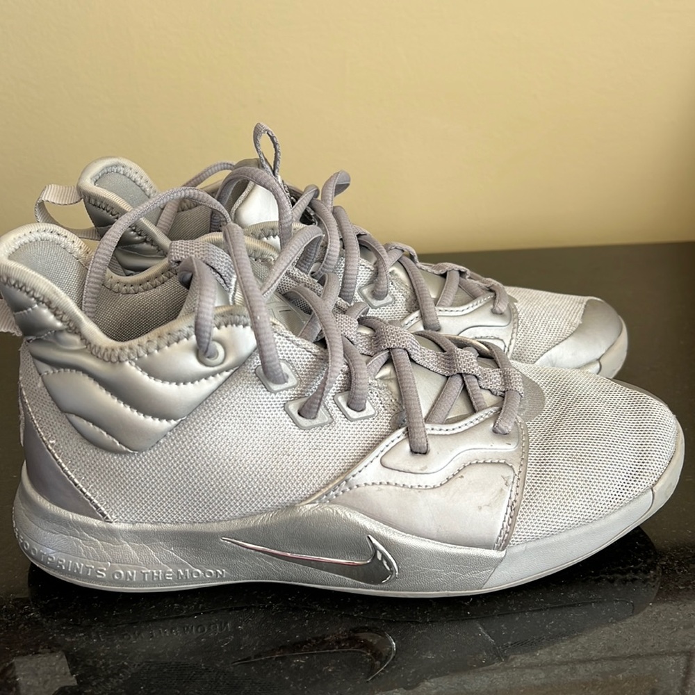 Nike Special NASA edition Paul George ‘PG’ basketball shoes